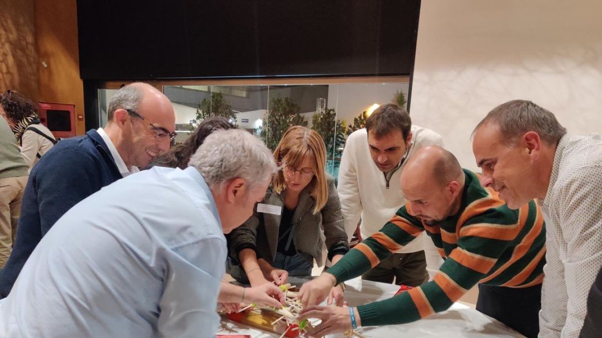 Uno de los grupos participantes a la experiencia. - AGRUPEM