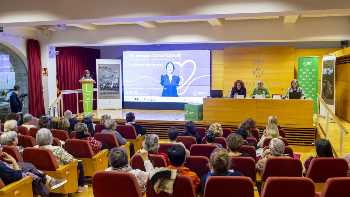 La jornada es va celebrar ahir a la diputació de Lleida. - JORDI ECHEVARRIA