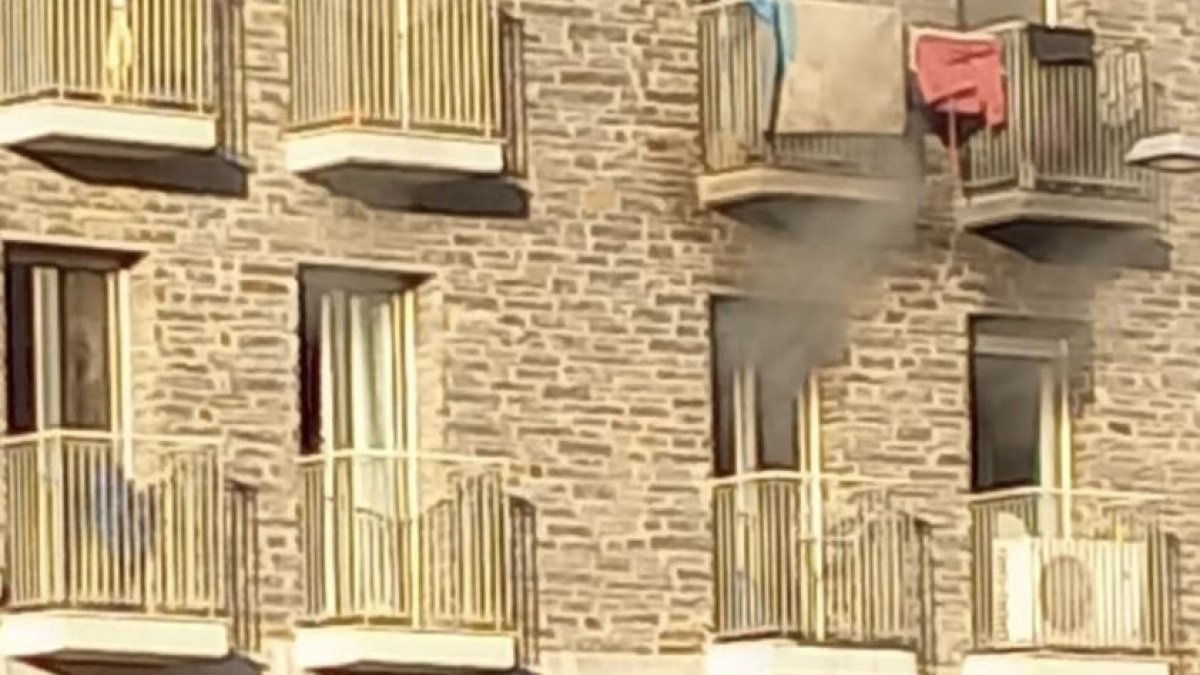 Imagen de la vivienda incendiada. - MONTSE DÍAZ/CEDIDA A RÀDIOSEU