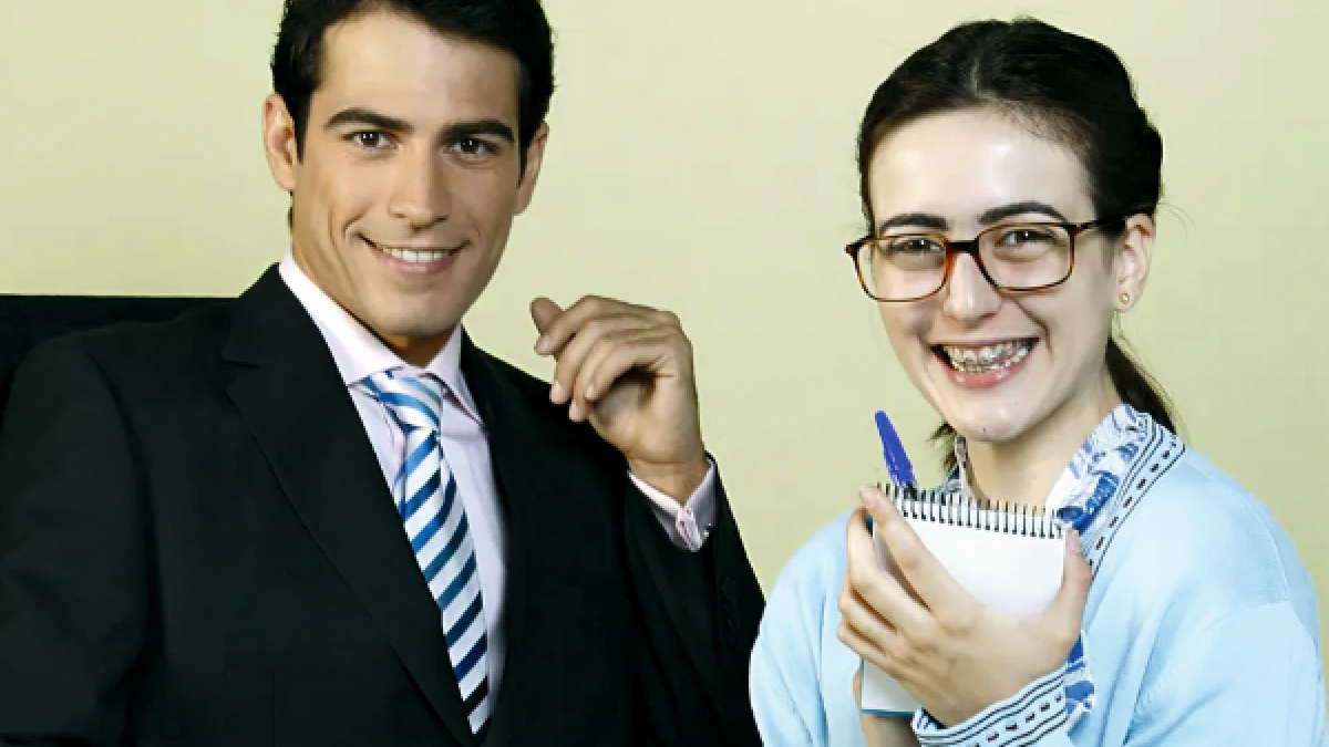 Álvaro quiere usar a Bea para sus propósitos.