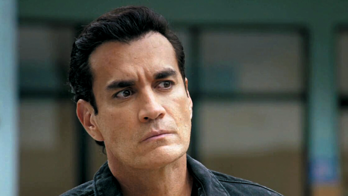 «No te metas con ella nunca más», le dice Vicente a Elías.