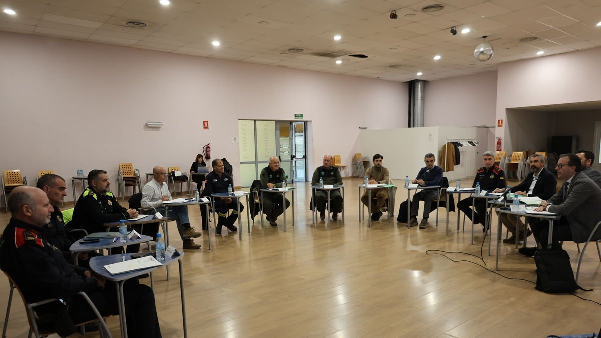 La reunión se llevó a cabo en L’Amistat. - J.GÓMEZ