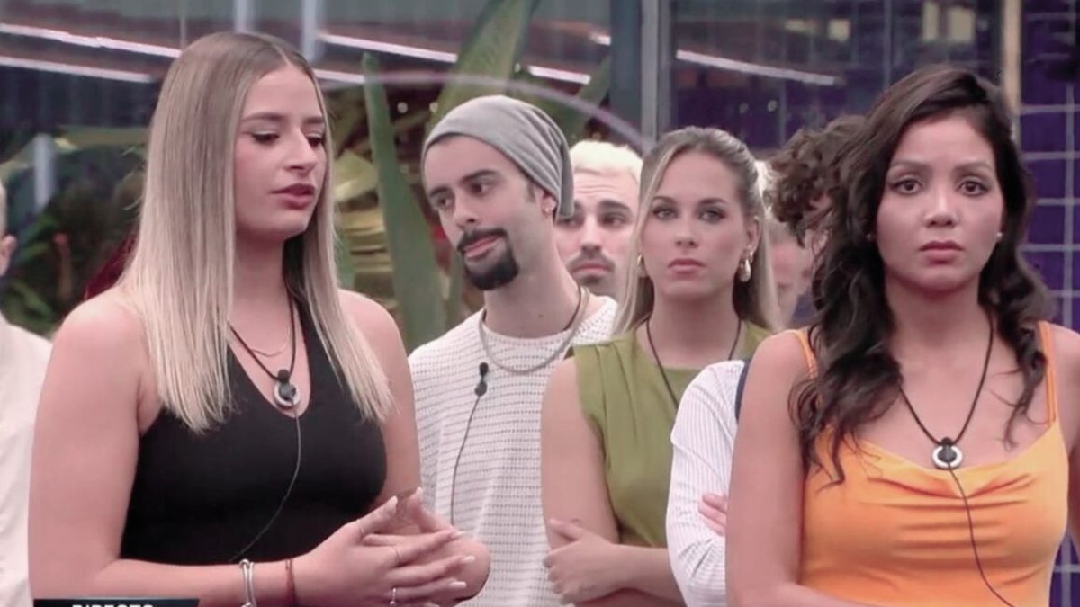 Daniela solo cuenta con el apoyo de Maica en la casa.