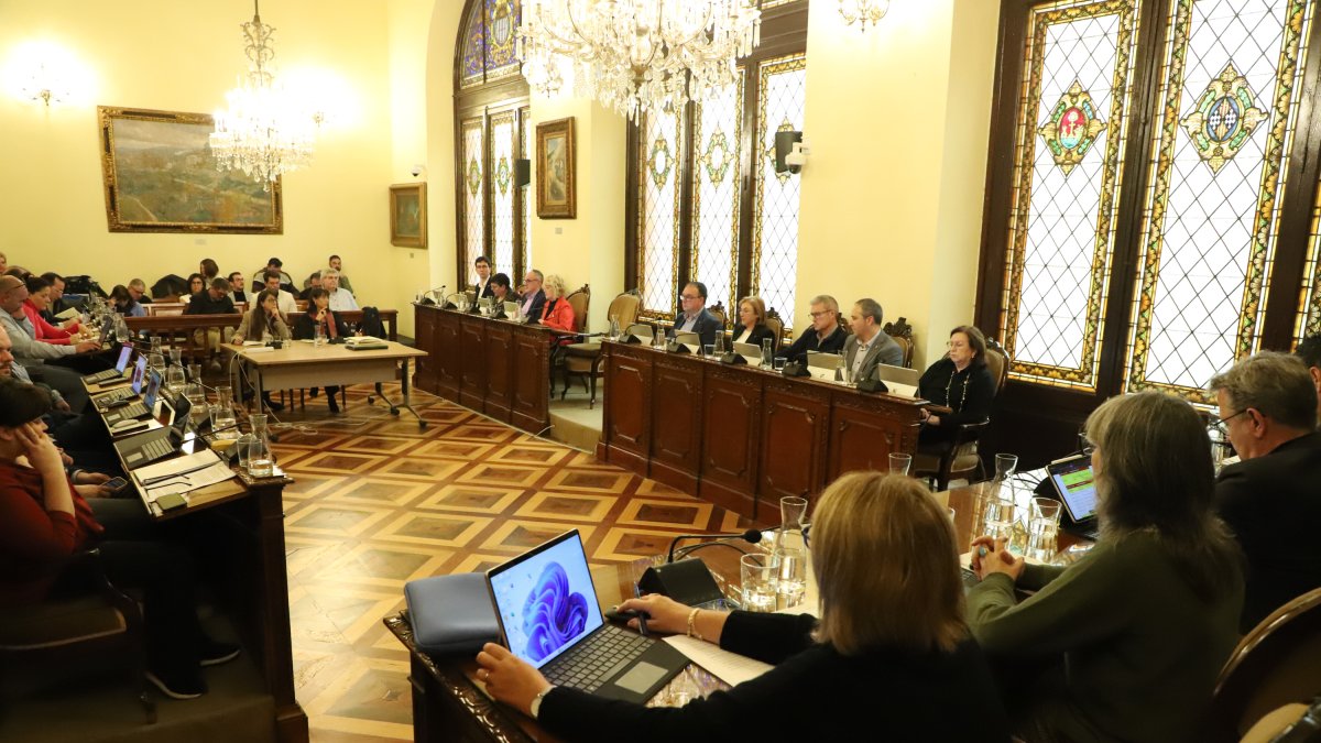 Una imagen del pleno de la Diputación de Lleida este jueves.