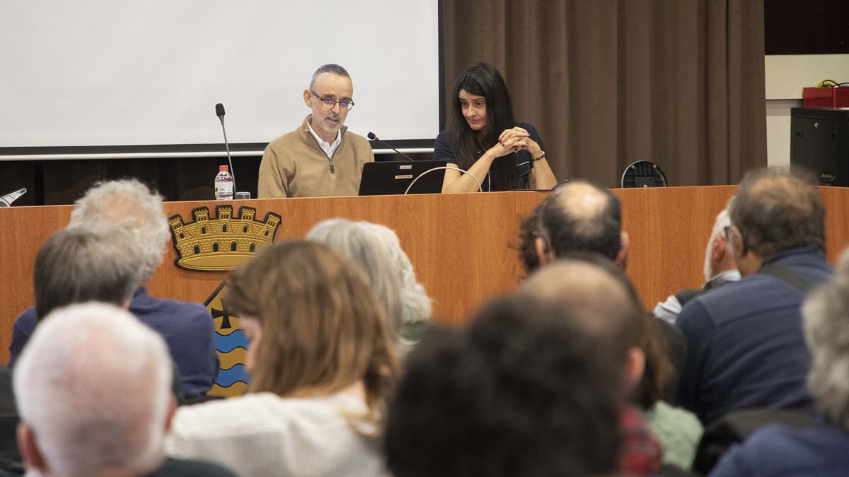 Pere Verdés va inaugurar les jornades amb una ponència sobre el safrà a la Segarra a l’edat mitjana. - C. MARSIÑACH
