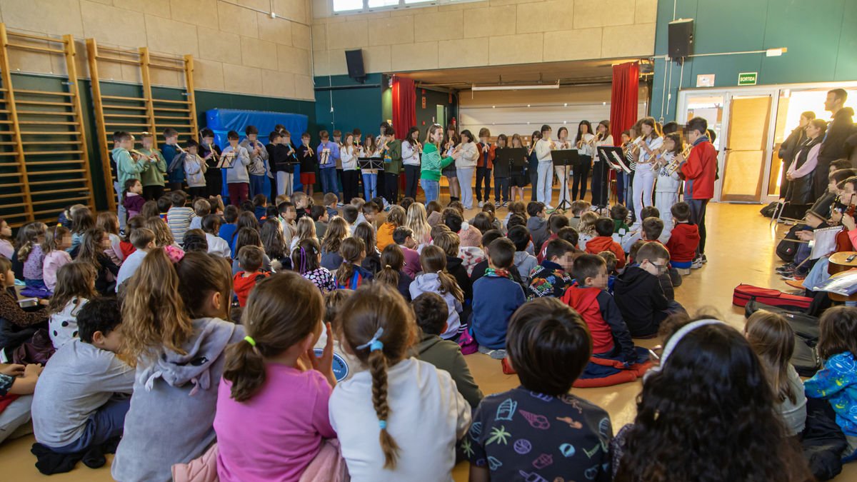 Una activitat a l’escola Alba. - JORDI ECHEVARRIA