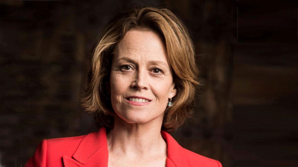 Sigourney Weaver