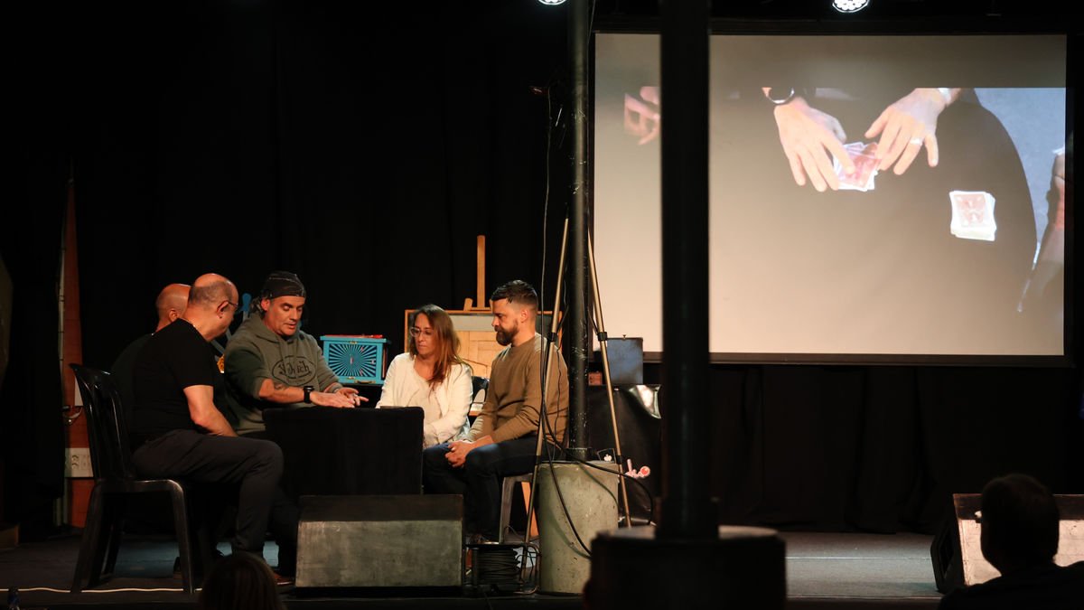Gala benèfica per a València dels Mags i Il·lusionistes de Lleida - AMADO FORROLLA