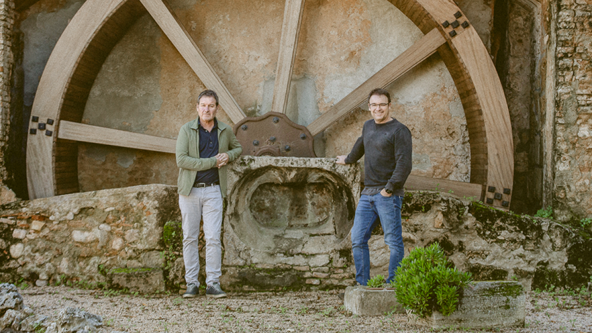Pere Joan i Jordi, novena generació de la firma, en un dels enclavaments històrics.