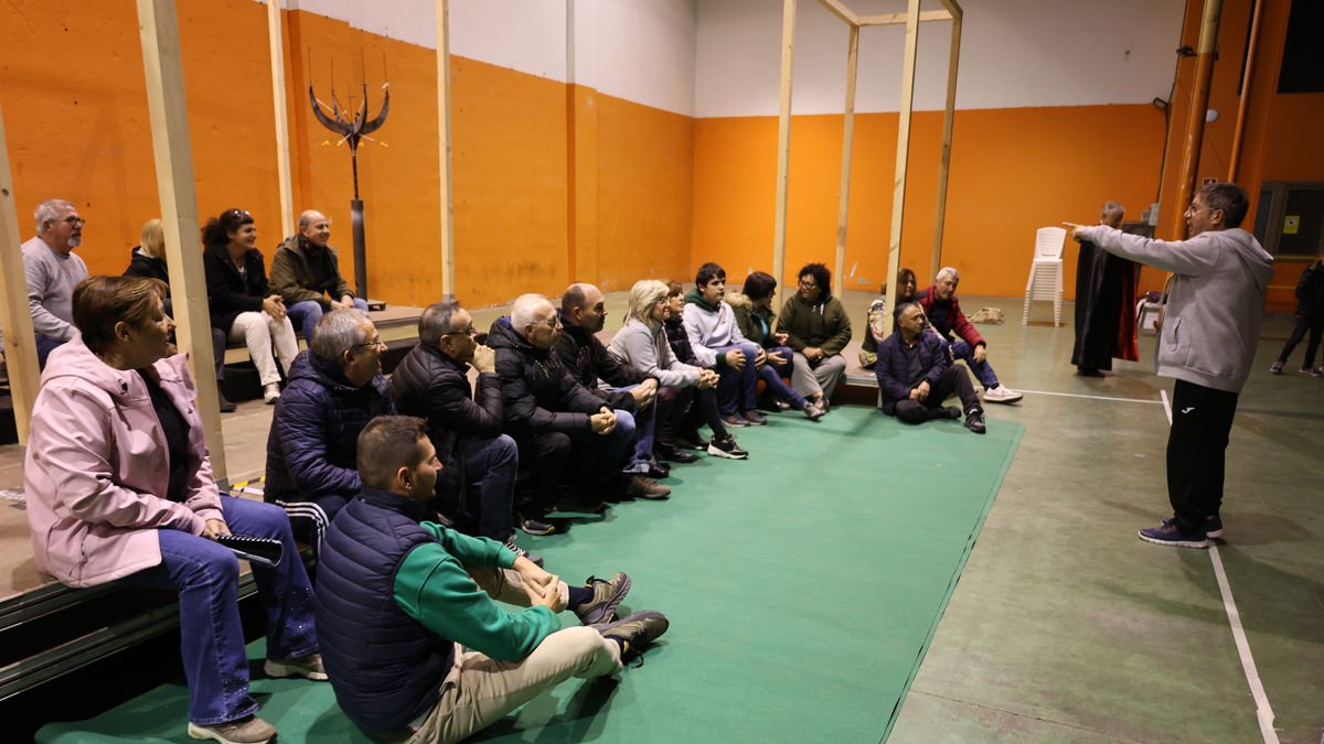 Los ensayos para la obra, que dirige Joaquim Fabrés. - J.GÓMEZ