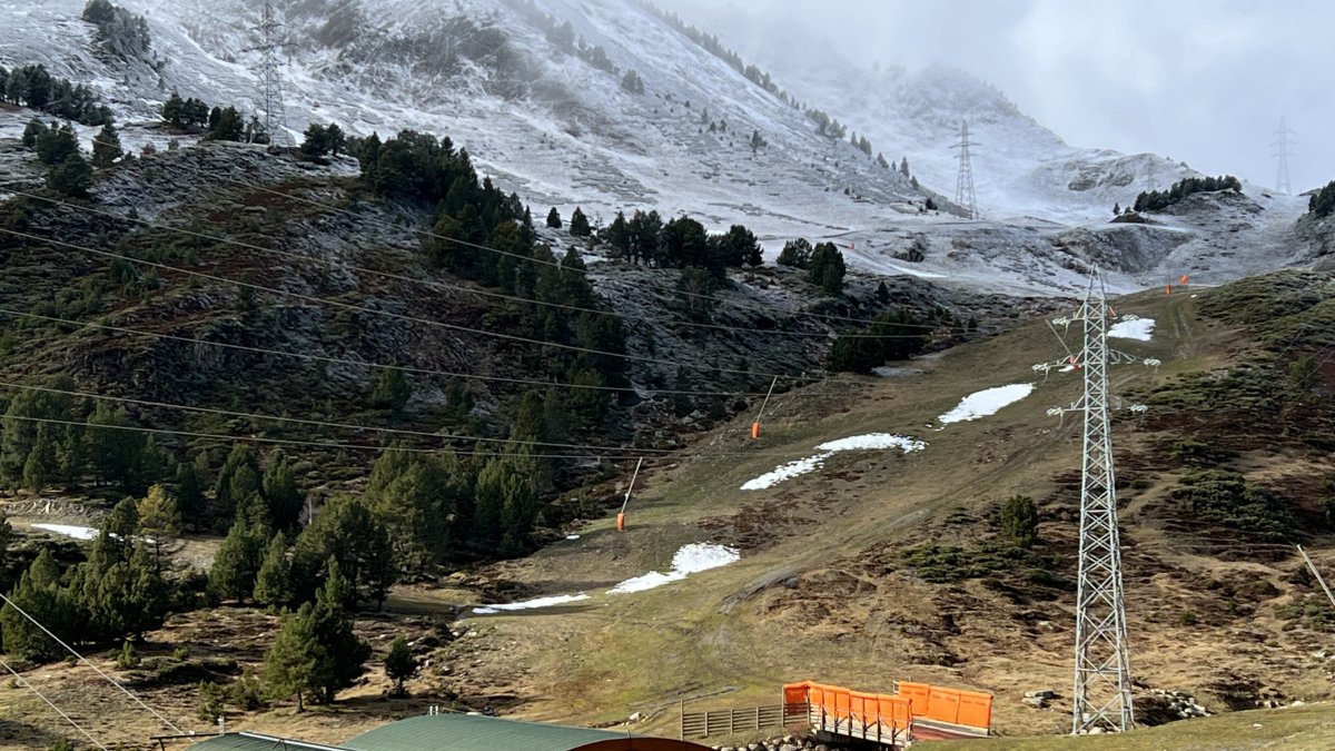 L'estació de Baqueira Beret a la zona de la Peülla, al Pallars Sobirà.