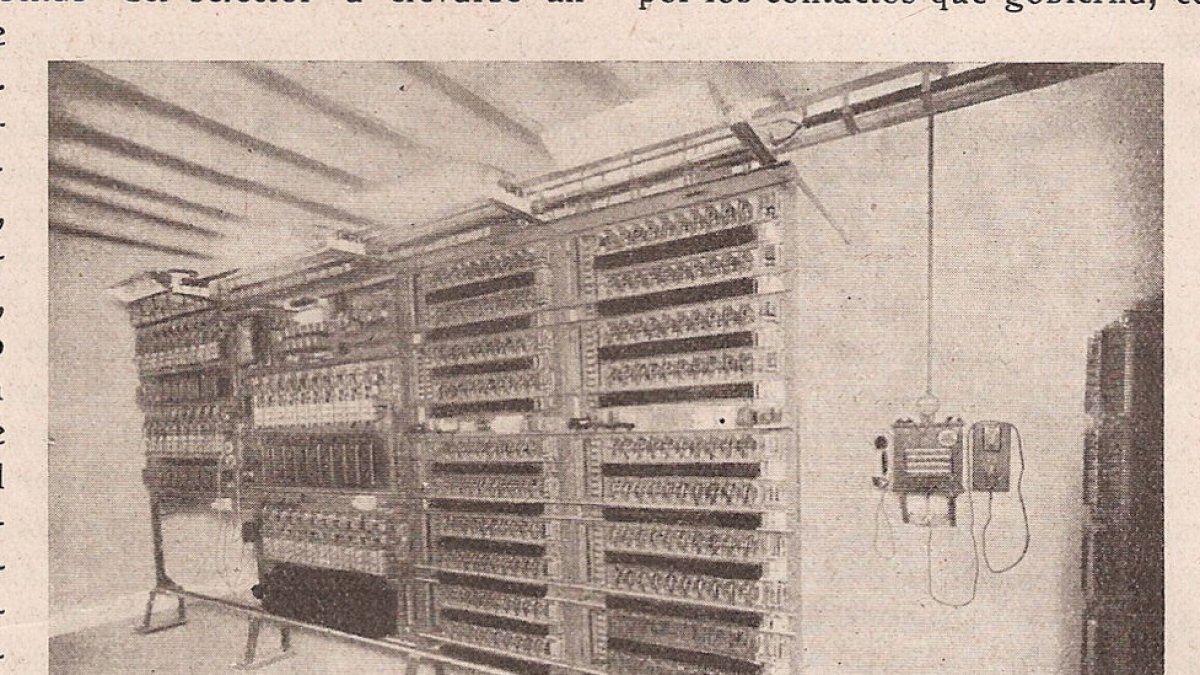 La central telefònica automàtica del 1923. - REVISTA IBÉRICA, COL·LECCIÓ DE PABLO SOLER.