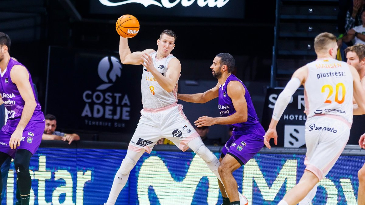 Bozic, en un momento del partido en Tenerife