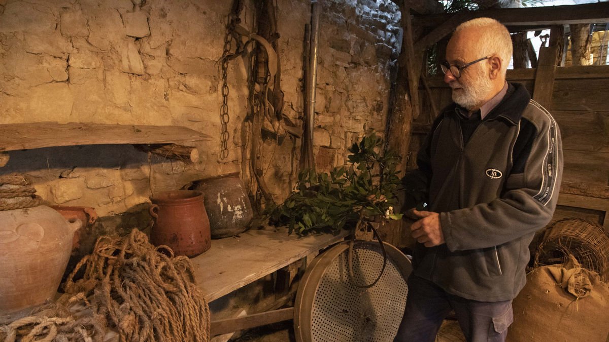 Comencen els preparatius del Pessebre Vivent - C. MARSIÑACH