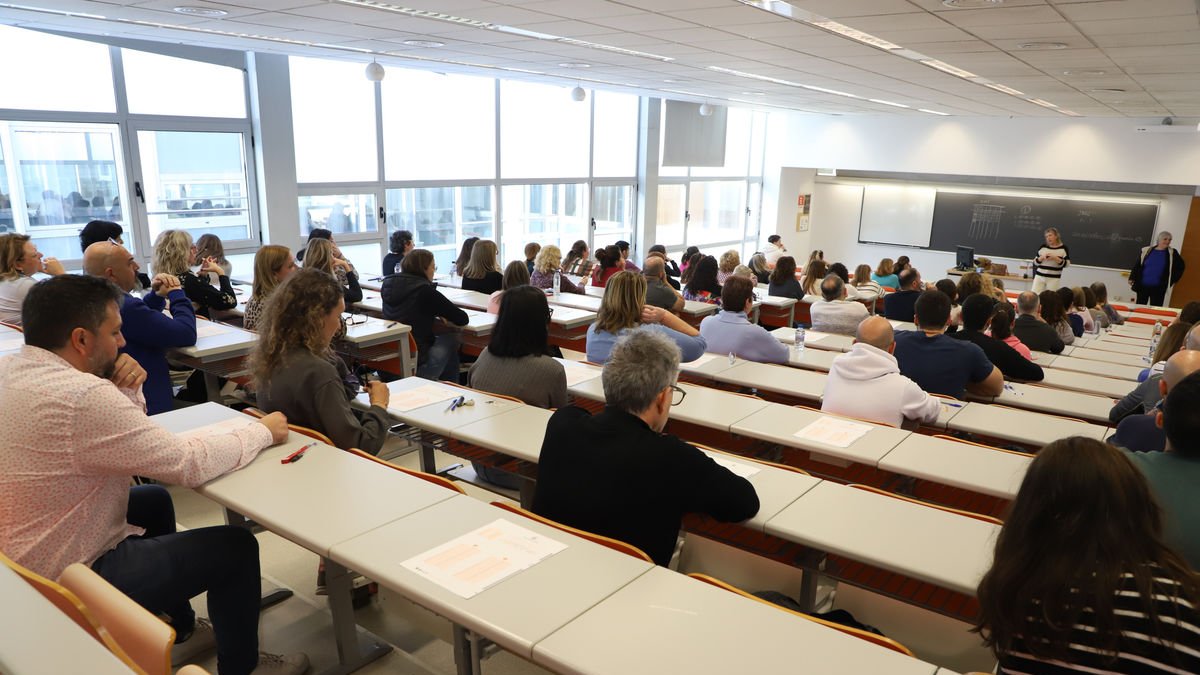 En noviembre la Paeria hizo pruebas para auxiliar administrativo. - MAGDALENA ALTISENT