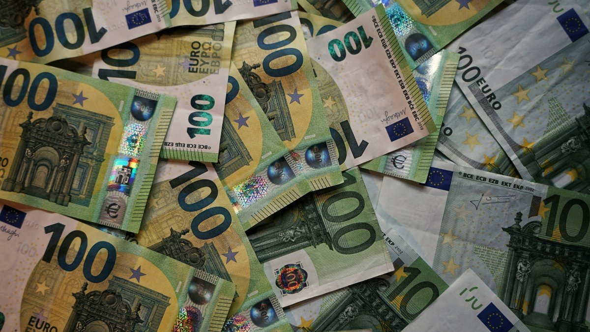 Billetes de 100 euros.