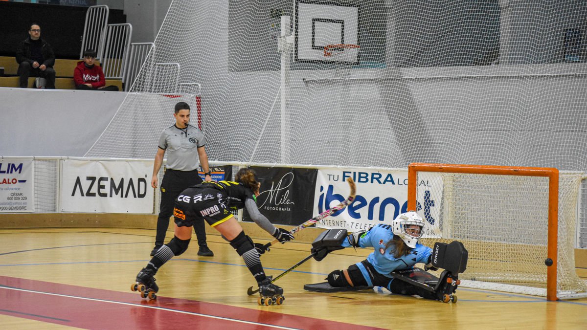 Laura Pastor tuvo una falta directa en los últimos segundos pero lanzó la bola al poste. - CLARA LIÁÑEZ