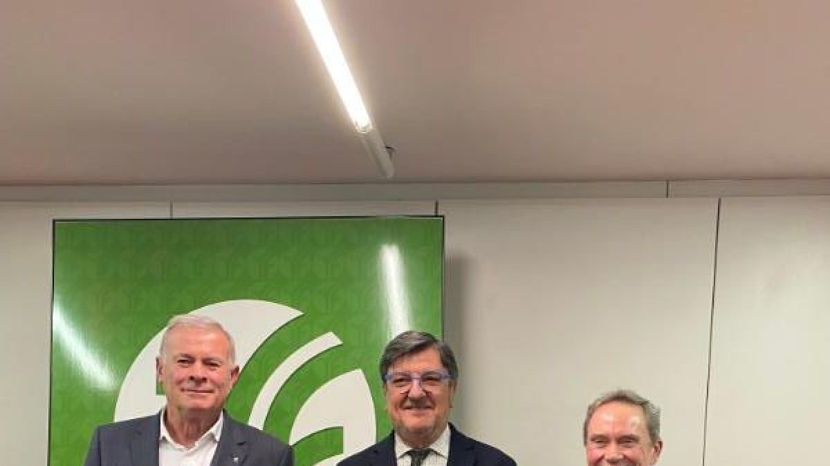 Almudever, Peregrín i Serentill, nous alts càrrecs de Fepex. - FEPEX