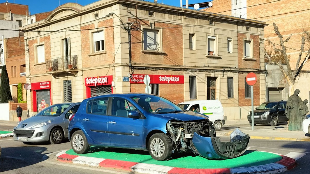 Mitja dotzena d'accidents de trànsit a Ponent - JOAN GÓMEZ