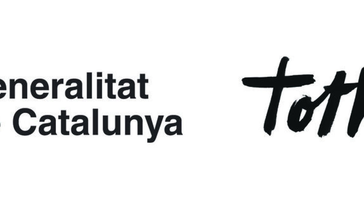 El promotor de la reconstrucció del nucli de Buseu l’estiu passat en una de les cases reformades. - AMADO FORROLLA