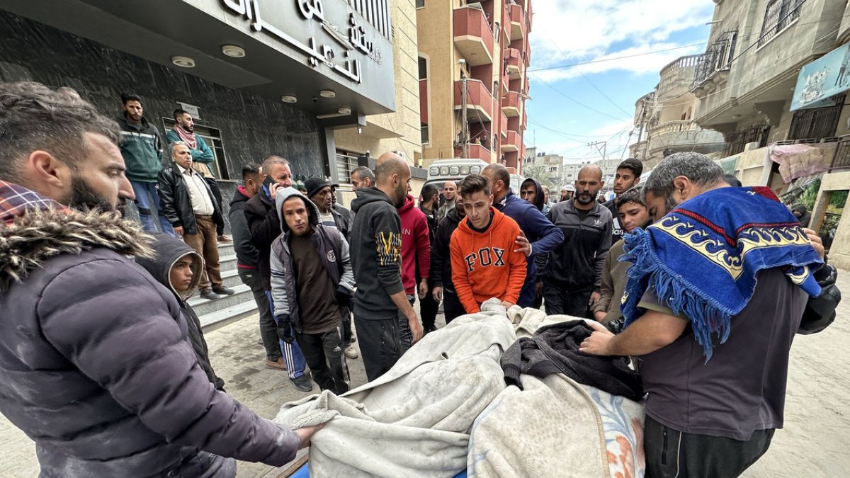 Las escenas de fallecidos se suceden en Gaza. - EUROPA PRESS / CONTACTO / SAED ABU NABHAN APAIMAGES