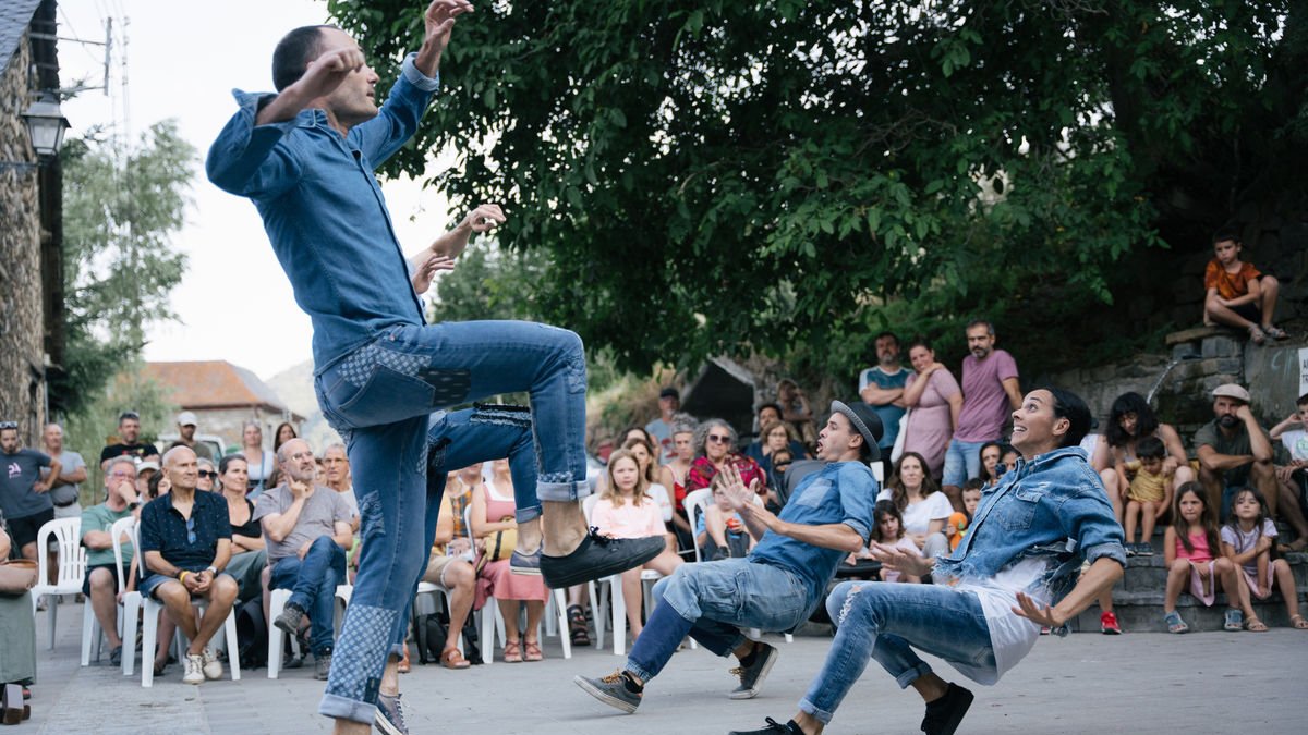 Una de las actuaciones de la pasada edición del Festival de Cultures del Pirineu Dansàneu. - RUT SOLÉ