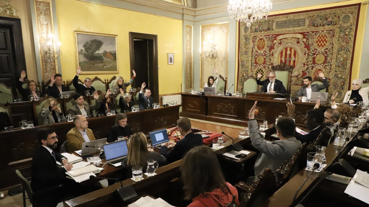 Imagen de archivo del pleno del ayuntamiento de Lleida.