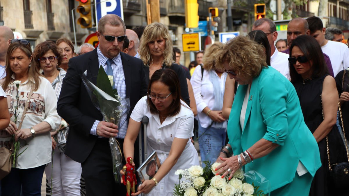 Acto de recuerdo a las víctimas del atentado en Les Rambles de Barcelona el pasado 17 de agosto. - ACN