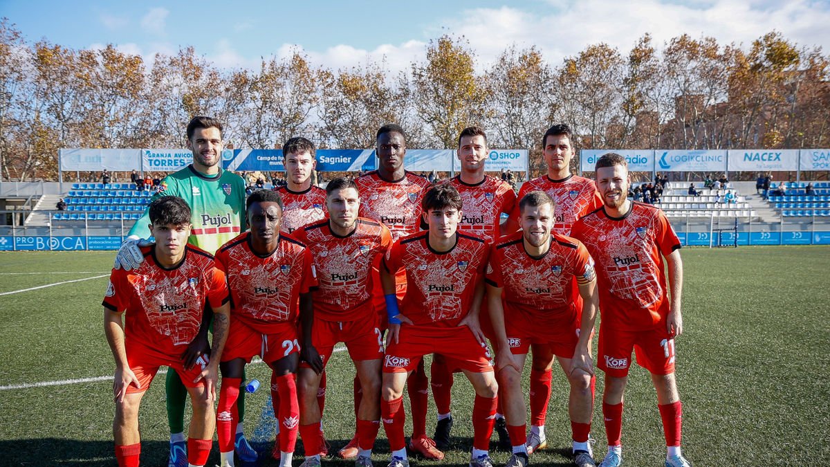Un onze inicial del Mollerussa abans d’un partit d’aquesta temporada. - ÀREA 11