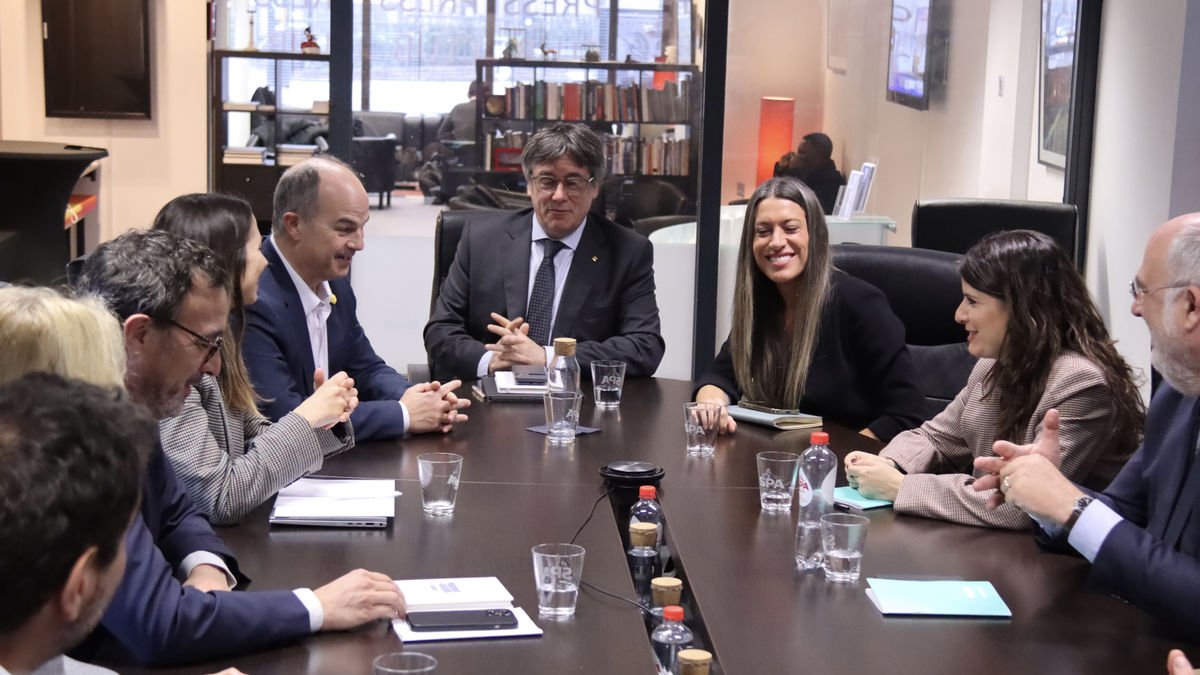 Un momento de la reunión mantenida ayer por la permanente de Junts en Bruselas. - ACN