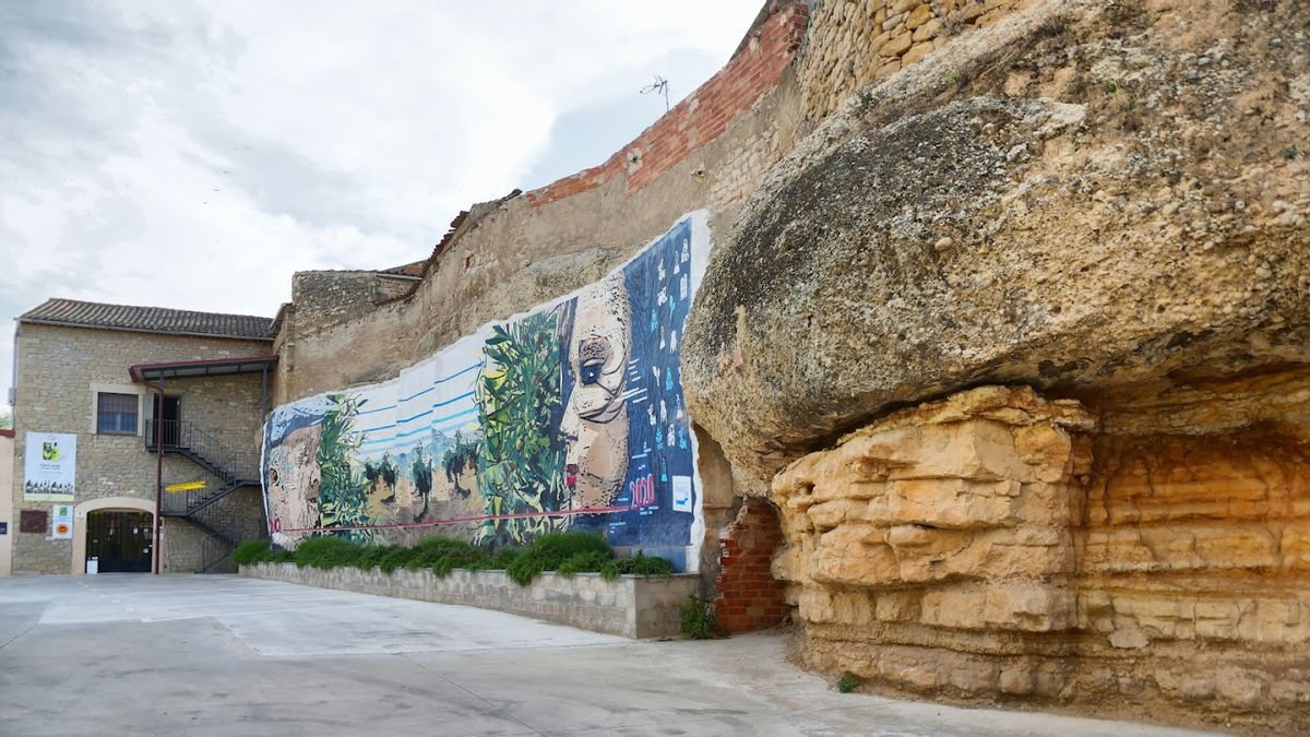 Imagen del mural que hay en la Cooperativa agrícola de Vinaixa. - JULIO MANUEL MERINO/AJUNTAMENT DE VINAIXA