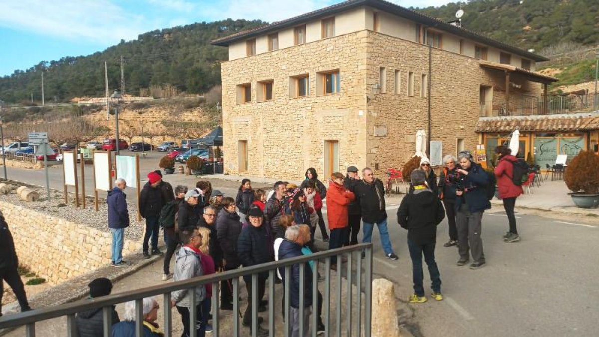 Los asistentes al encuentro el pasado domingo en el Sindicat. - O.B.