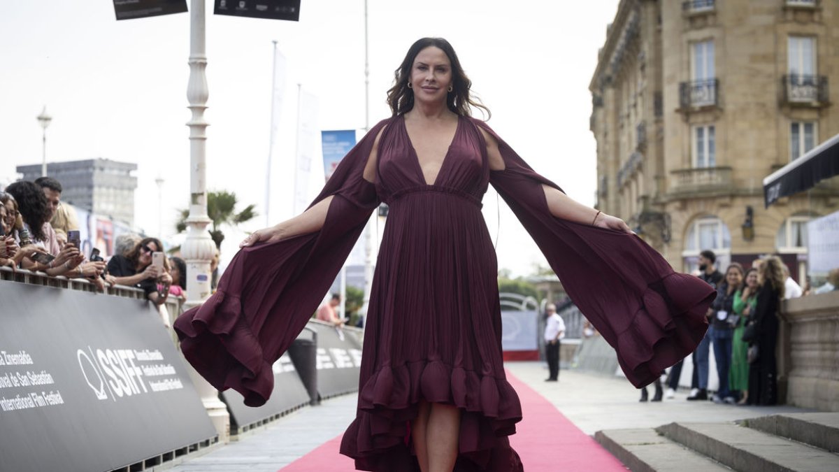 La madrilenya Karla Sofía Gascón, protagonista d’‘Emilia Pérez’, al passat Festival de Sant Sebastià. - EFE