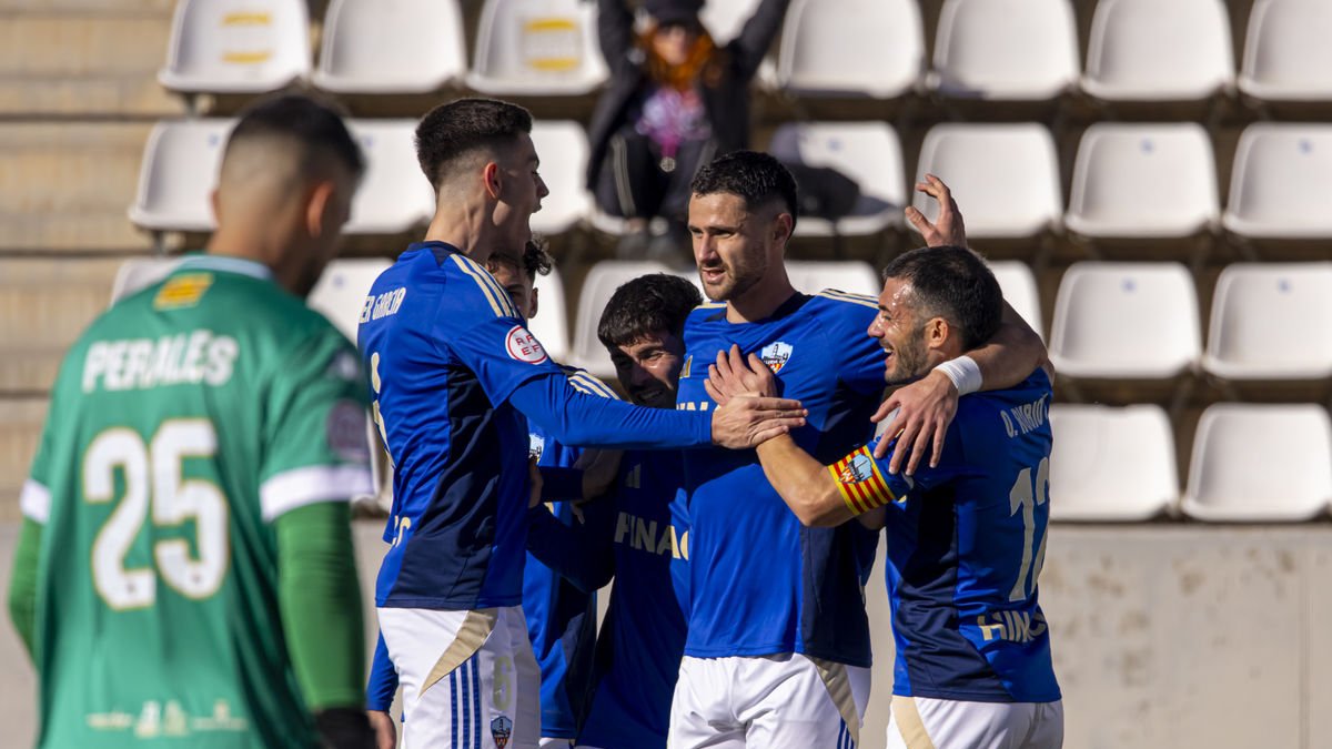 Cornellà - Lleida, en directo - JORDI ECHEVARRIA