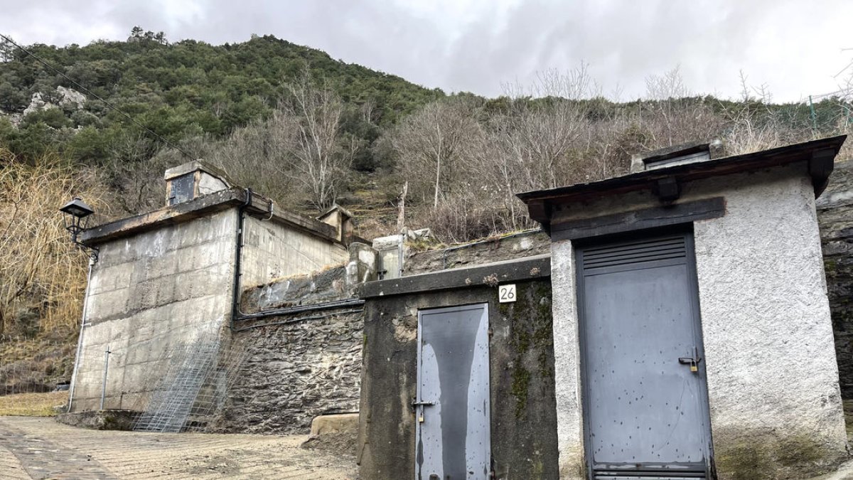 Els dipòsits reguladors de Llavorsí. - AJUNTAMENT DE LLAVORSÍ