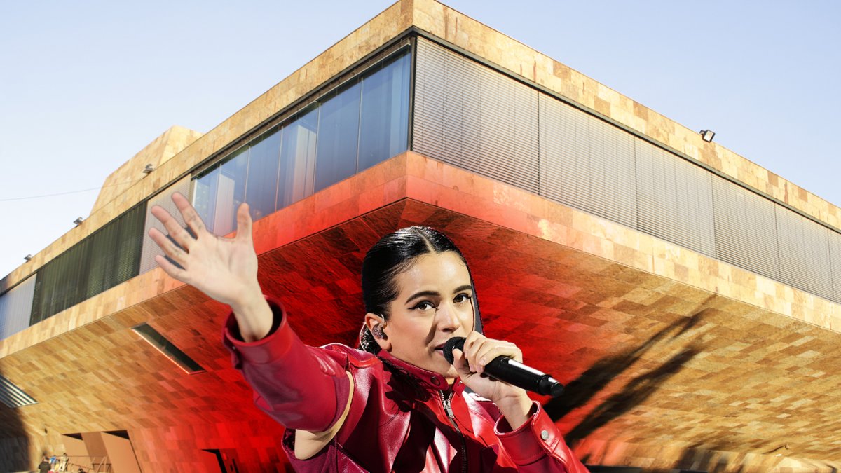 Muntatge de Rosalia a la Llotja de Lleida, on va assajar el seu Motomami