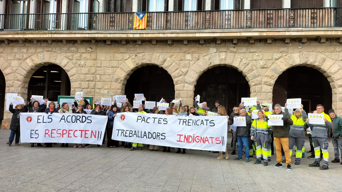 La plantilla de Balaguer protesta por la gestión de Recursos Humanos - E.FARNELL