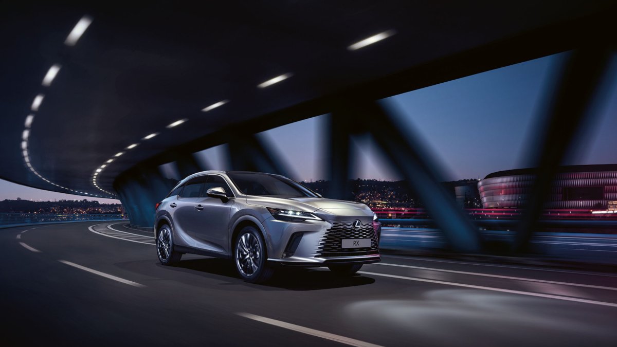 Els canvis afecten components com l’aïllament interior i el quadre d’instruments.