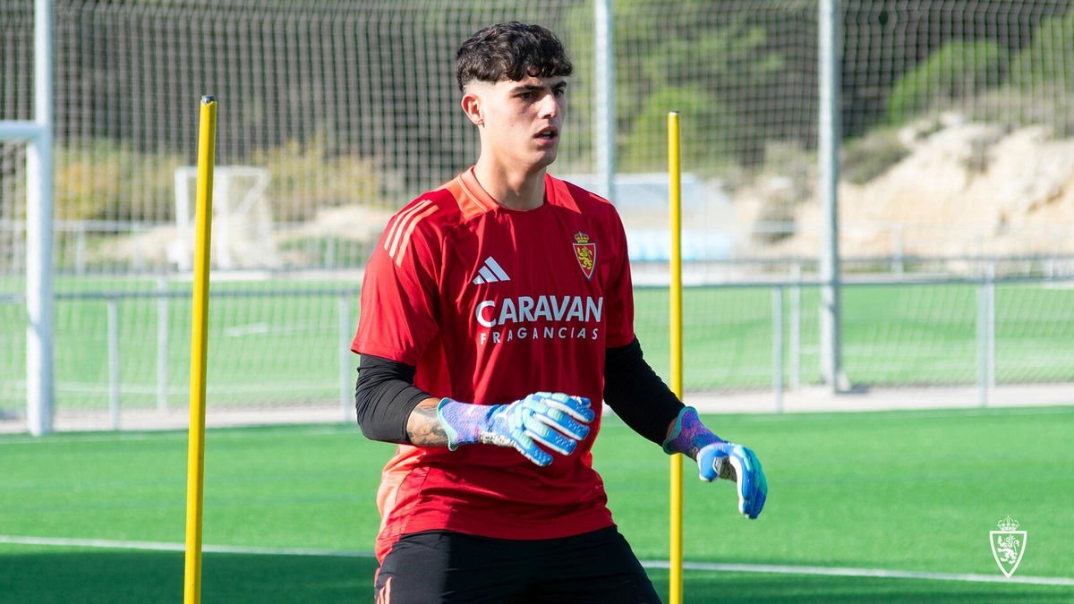 Sergio De Cea arriba després de desvincular-se del Saragossa.