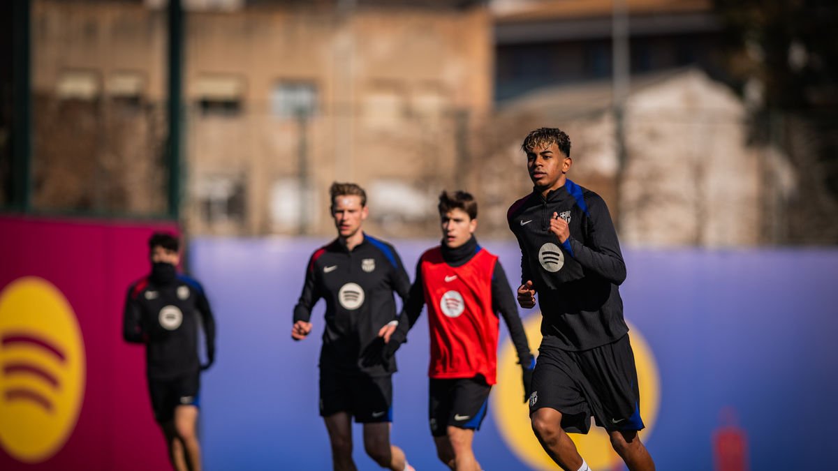 Lamine Yamal ahir durant l’entrenament. - FCBARCELONA