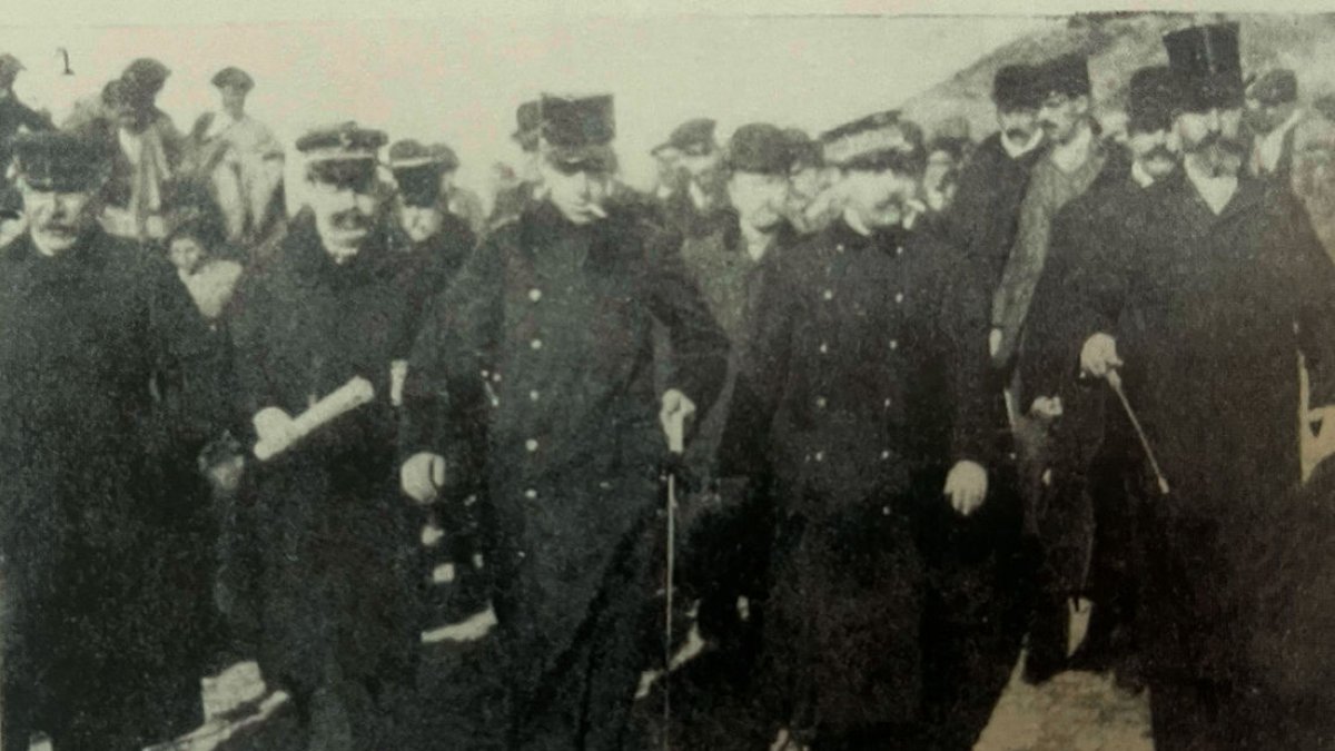 El rei Alfons XIII, a la inauguració del canal el 2 de març del 1906.