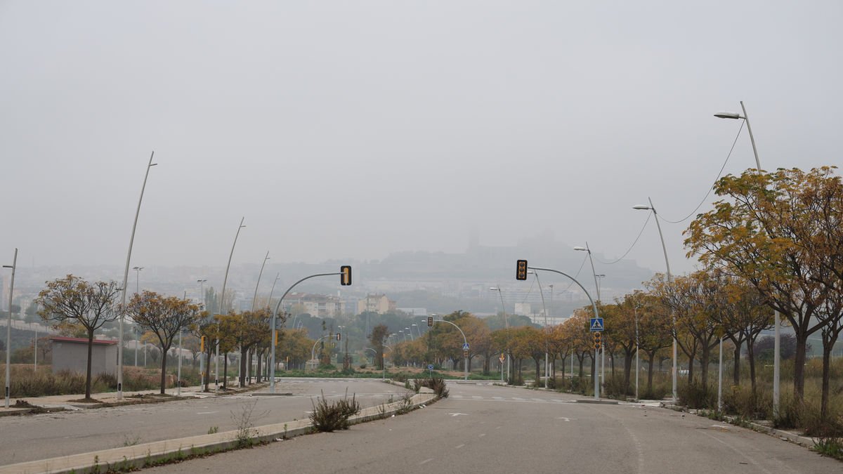 Vista de la avenida central de Torre Salses. - SEGRE