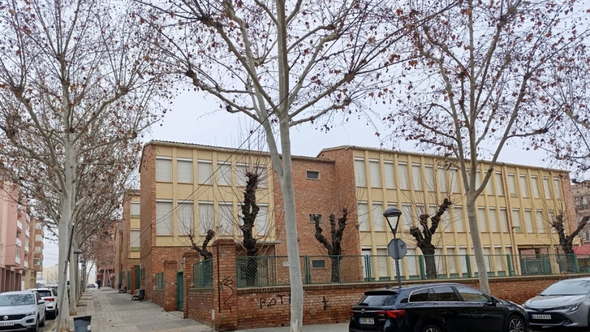 El antiguo colegio Balàfia consta de tres edificios separados. - S.E.