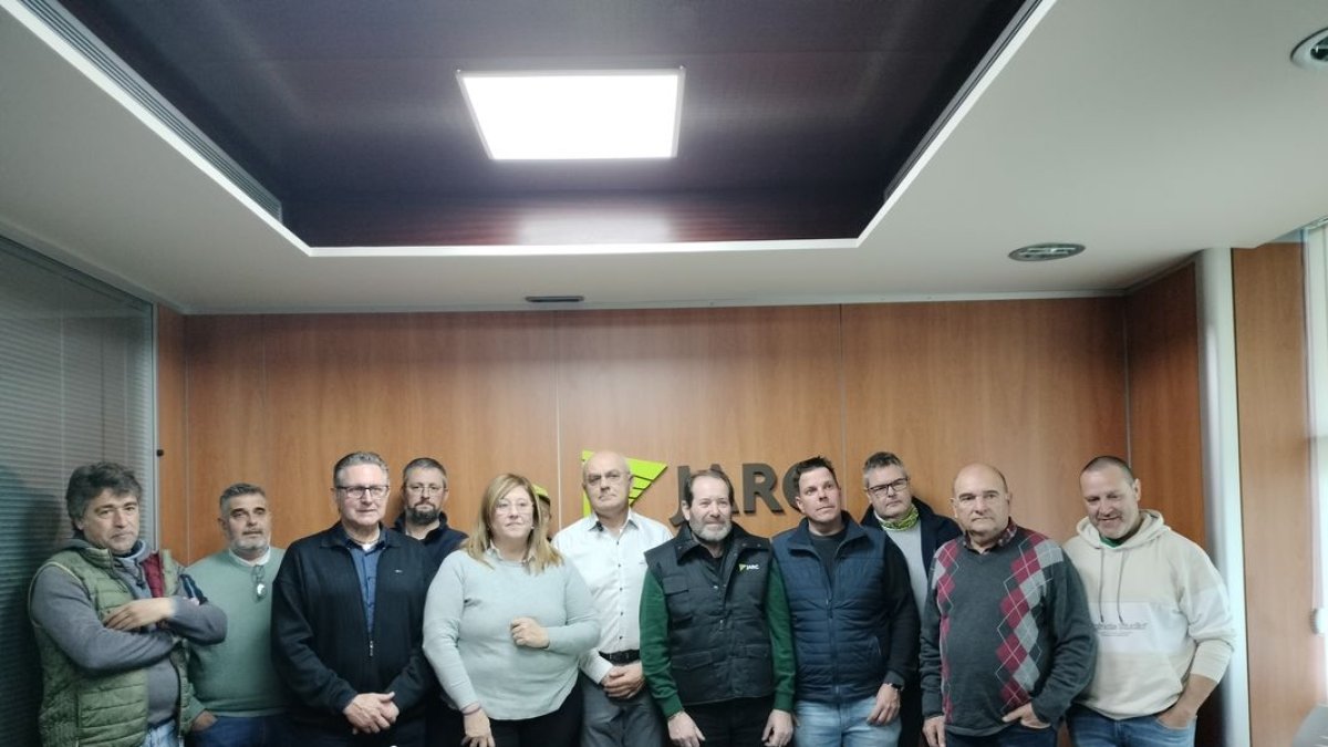 Los representantes de JARC ayer en rueda de prensa en Lleida. - T.CONTRERAS