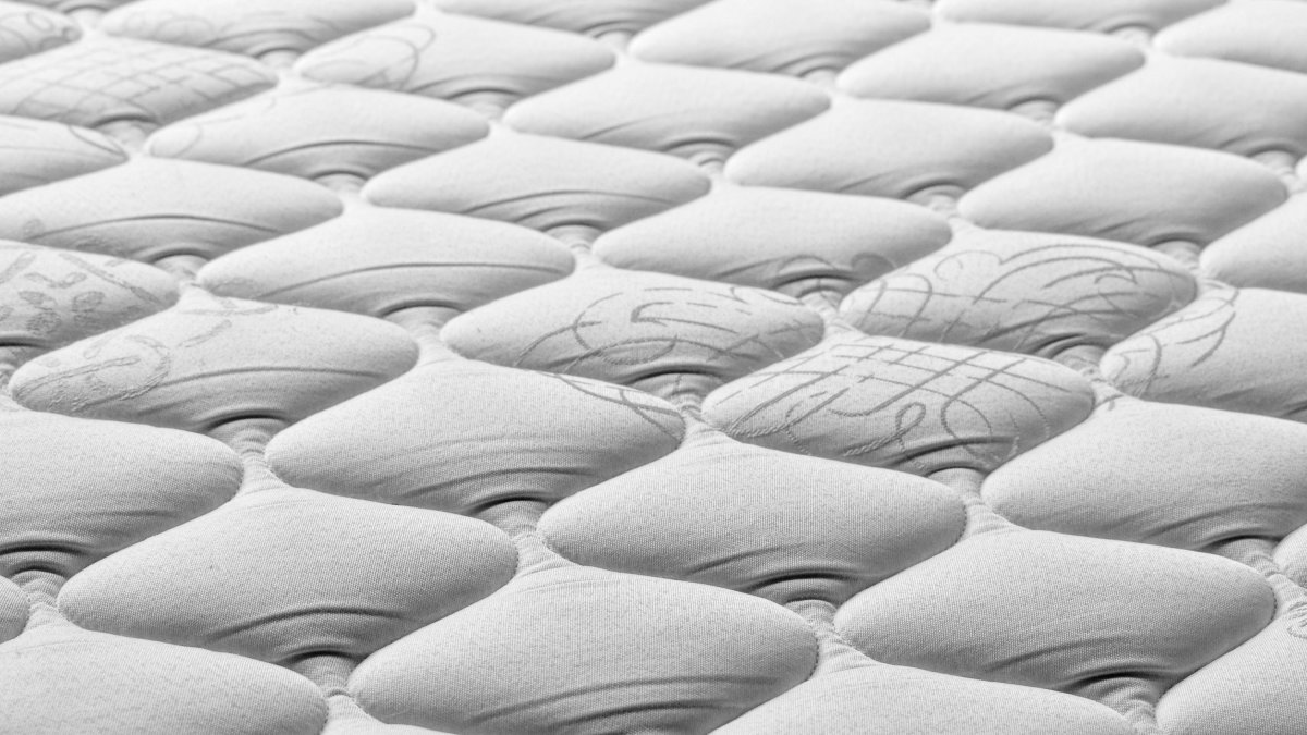 Adeu als àcars: com netejar el matalàs amb un sol ingredient.