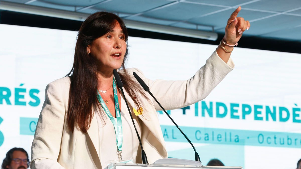 Laura Borràs está condenada a cuatro años y medio de prisión y trece de inhabilitación. - EFE/QUIQUE GARCÍA