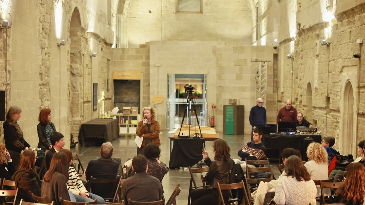 Intervenció de la regidora de Cultura, Pilar Bosch, en l’última sessió de les Trobades Culturals. - PAERIA