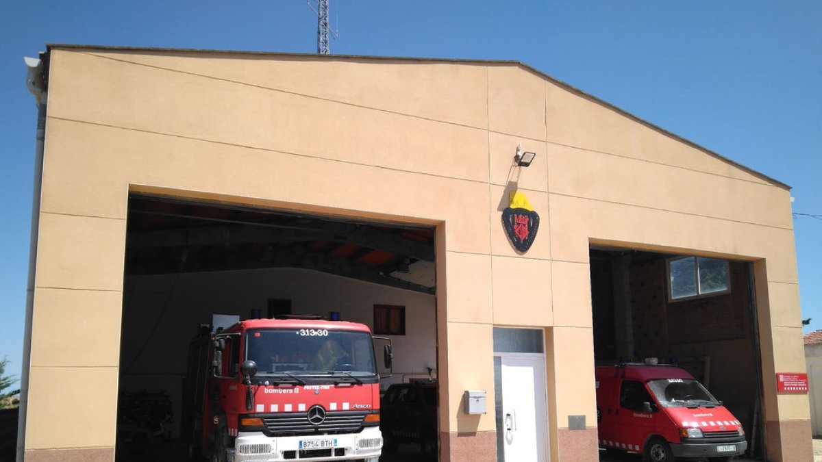 Imatge d’arxiu de l’exterior d’un parc de bombers voluntaris de Ponent. - SEGRE
