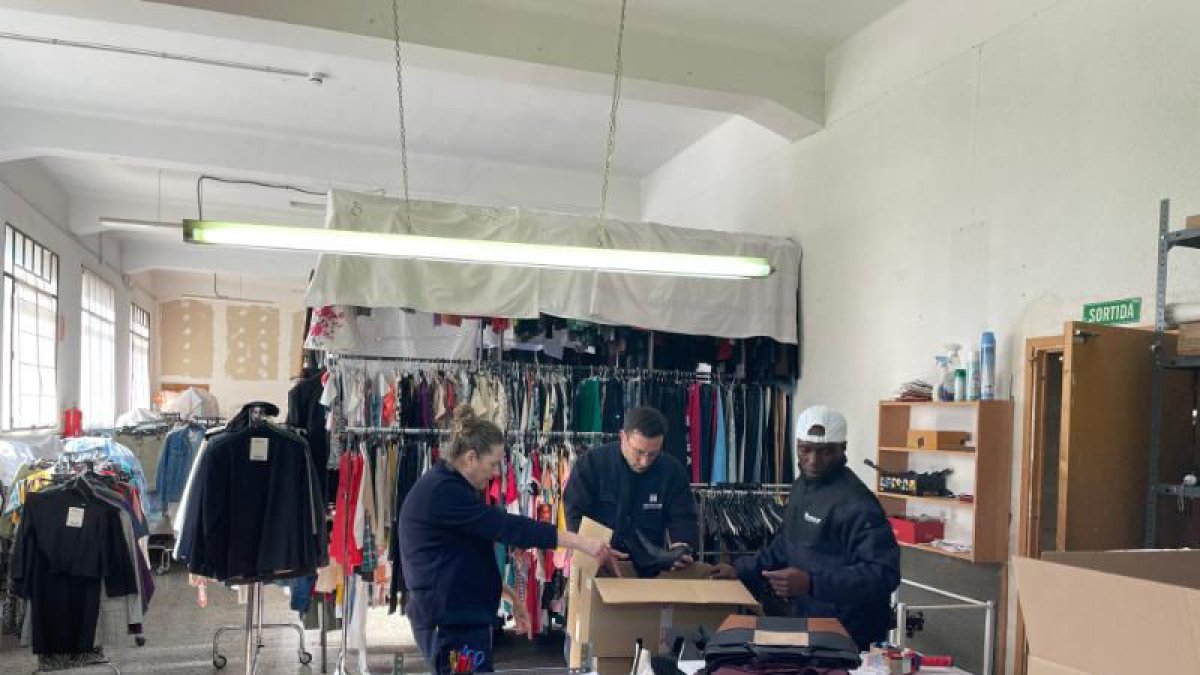 Troballes ocupó a un total de trece personas el año pasado, siete más que en 2023. - CÀRITAS DIOCESANA LLEIDA