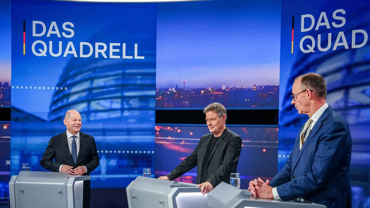 Un moment del debat televisat diumenge. - EFE/KAY NIETFELD/POOL